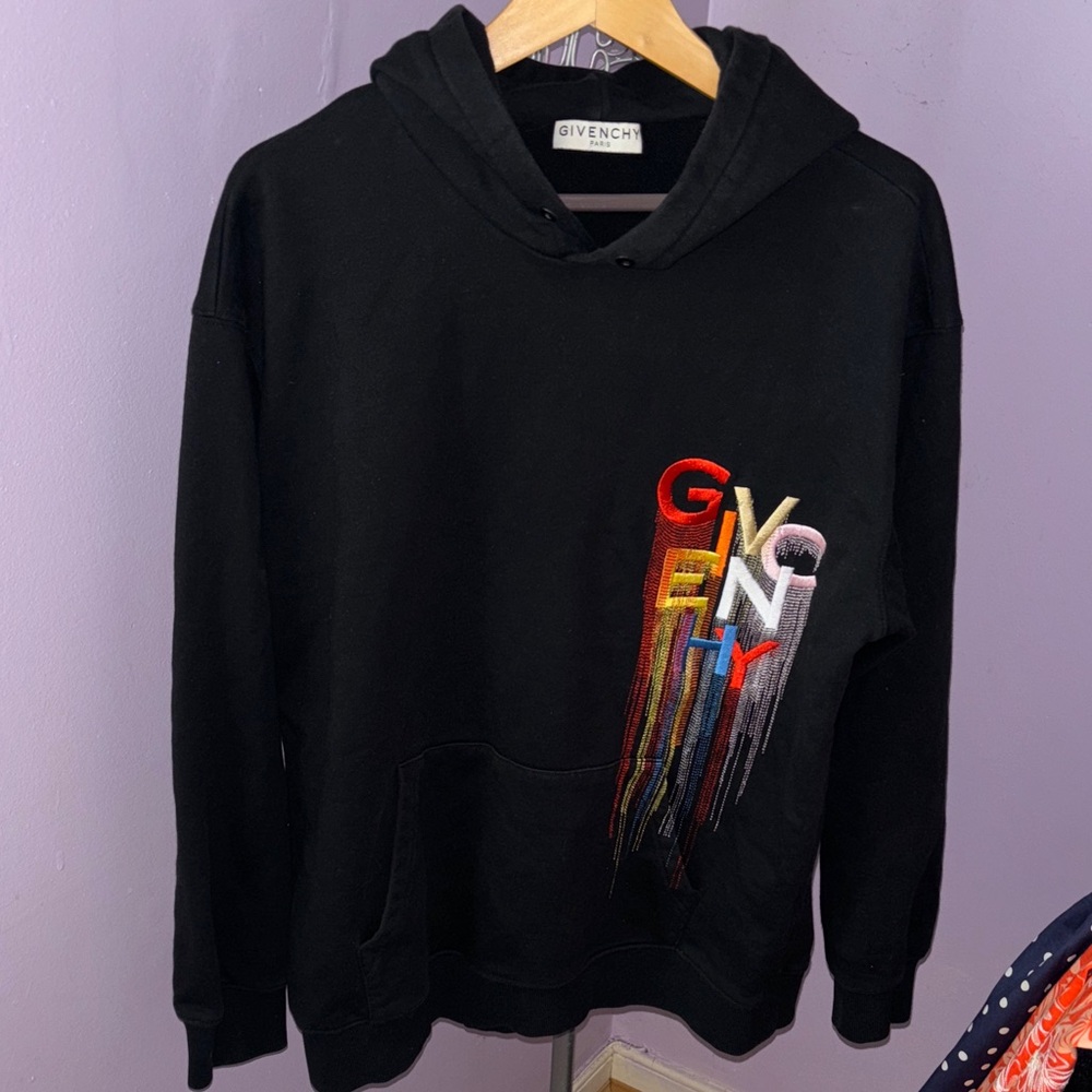Flash sale 🎉 Givenchy Paris Cotton Pull Over Hoodie with Multicolor Drip Logo - Picture 3 of 11